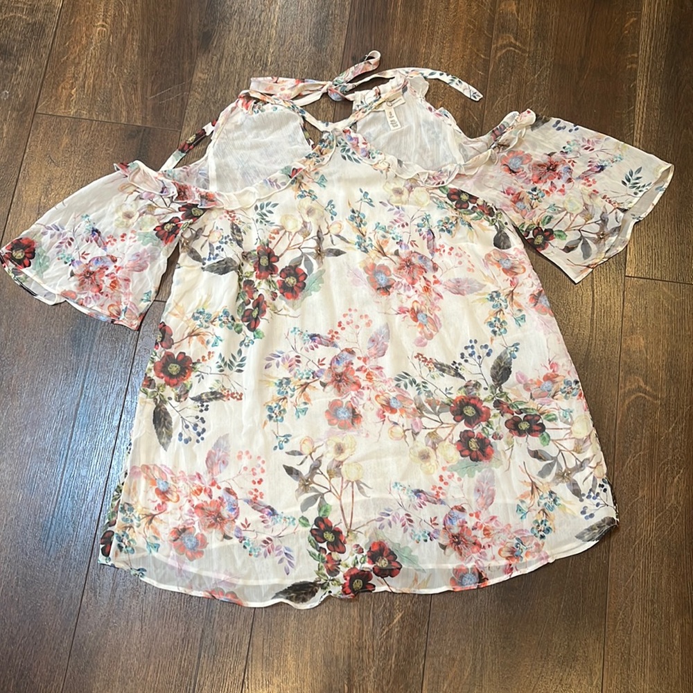 Jessica Simpson Maternity Floral, Flowy Off-Shoulder Blouse, XS